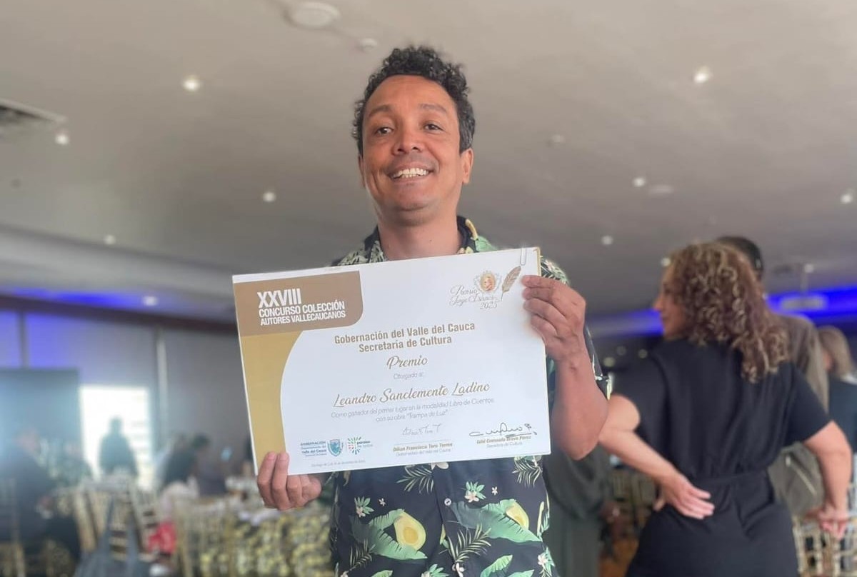 Jamundeño ganador de importante concurso en Literatura